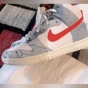 Nike Dunk High 'Washed Denim' size 6 denim, red and white
